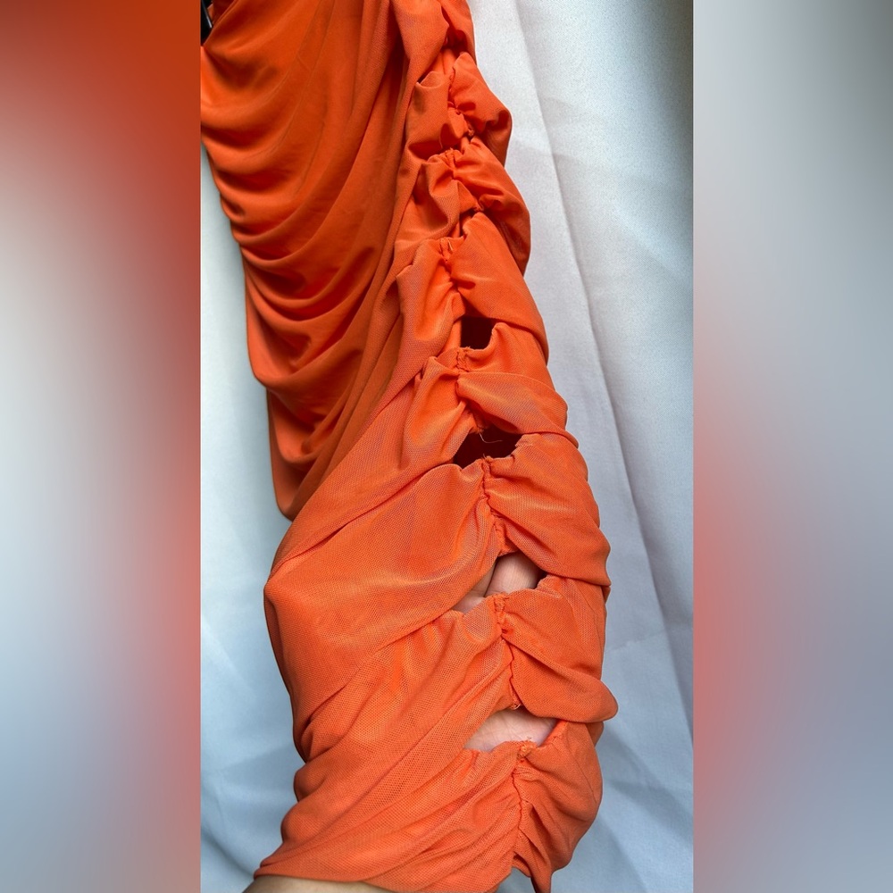 Fashion to Figure Orange Strapless Ruched Midi Dress – Size 1X - Picture 4 of 5